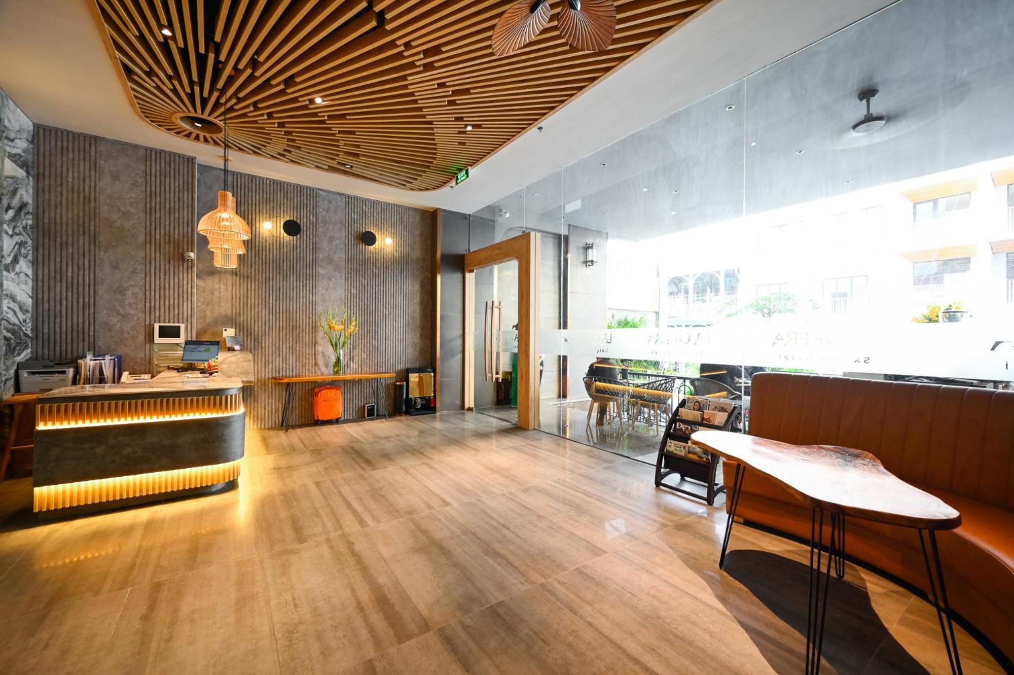 La Opera Saigon Khách sạn 3*